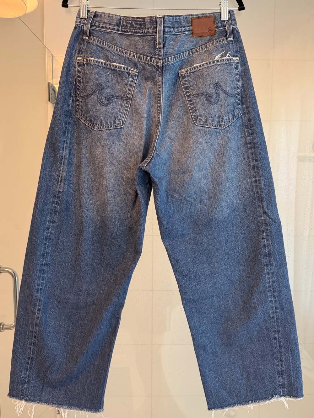 AG Hattie Crop High Rise Barrel Jean - Picture 2 of 6